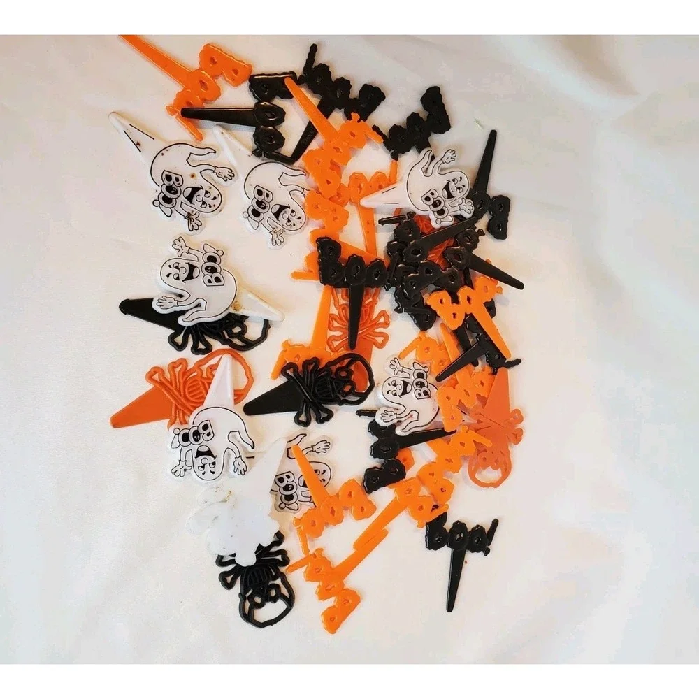 VTG LOT‎ HALLOWEEN PLASTIC CAKE/CUPCAKE TOPPERS Ghost Boo Skeleton Lot Of 20